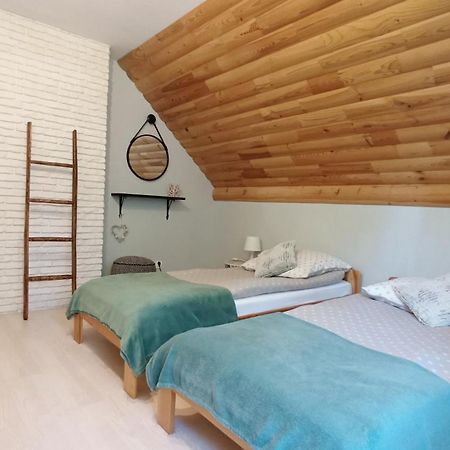 Zacisze Drwala Guest House Lutowiska Cameră foto