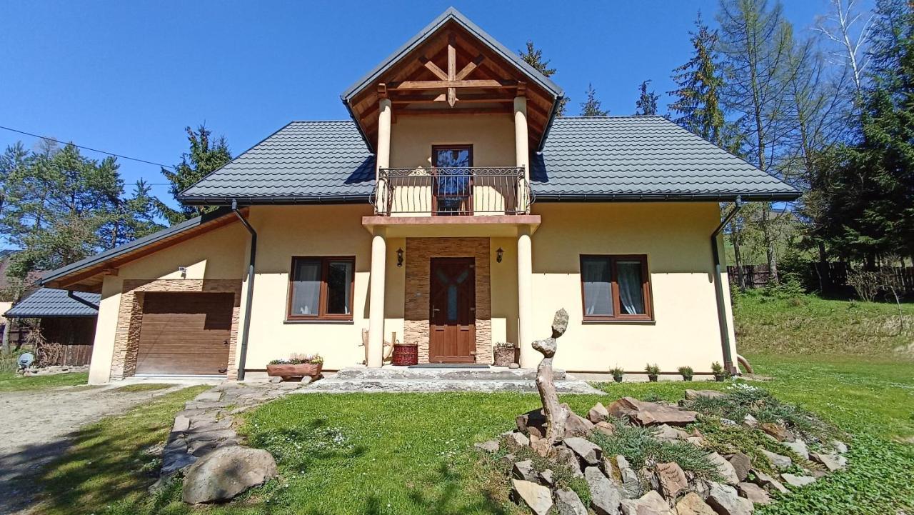 Zacisze Drwala Guest House Lutowiska Exterior foto